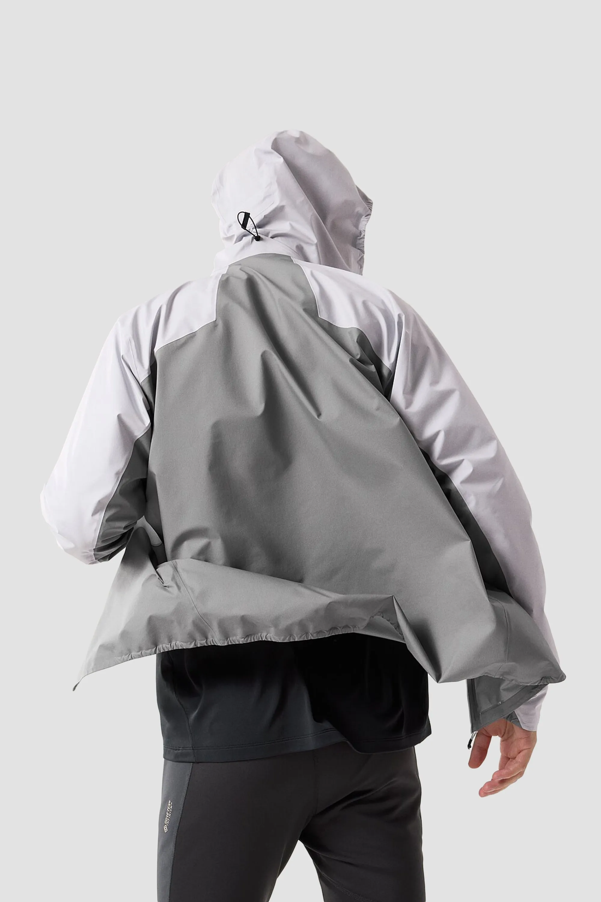 Arc'teryx Men's Norvan Shell Jacket in Solitude/Void