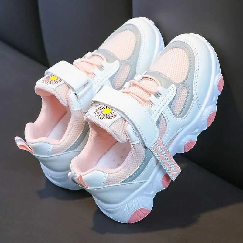 Kids Breathable Mesh Running Shoes for Spring and Summer