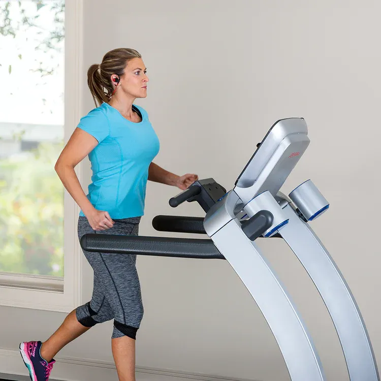 Life Fitness T5 Treadmill