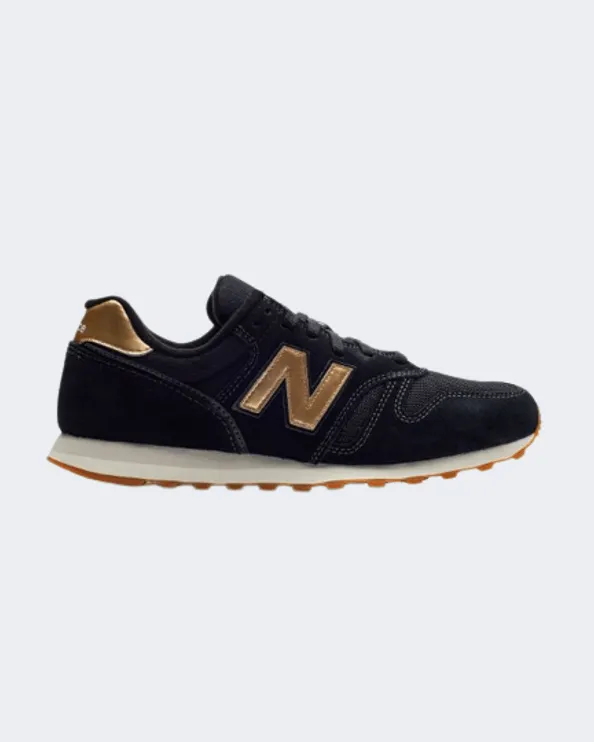 New Balance Classic Women Lifestyle Shoes Black/Gold