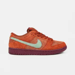 Nike SB - Dunk Low Pro Shoes (UK ONLY - ONE PAIR PER CUSTOMER) - Mystic Red / Emerald Rise - Rugged Orange