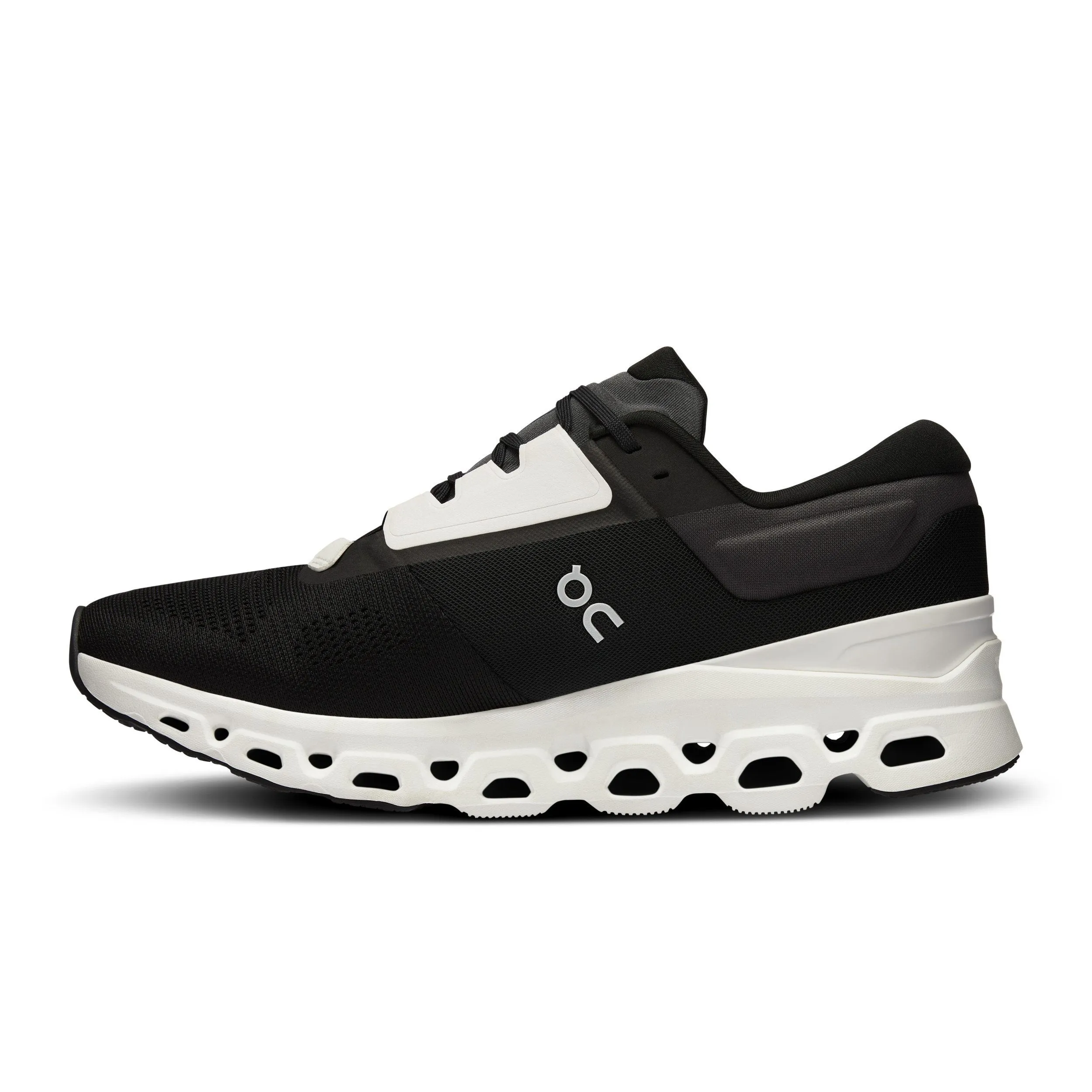 ON Running Men's Cloudstratus 3 Running Shoe